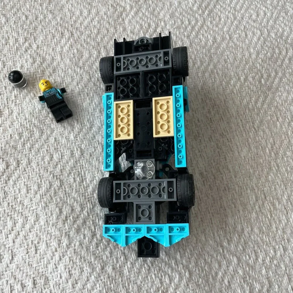 LEGO Speed Champions Formula E Panasonic Jaguar 76898 NOT COMPLETE